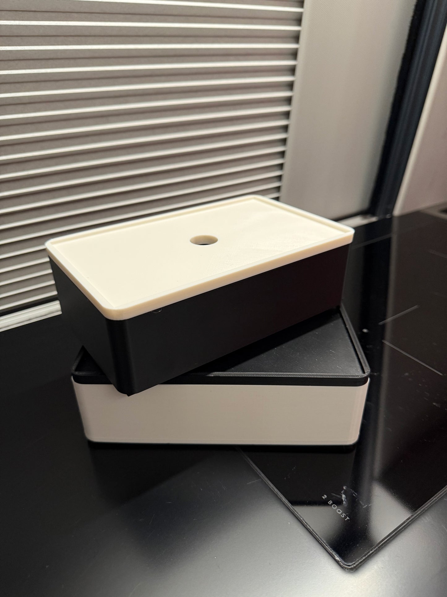 small refrigerator box - Grand California