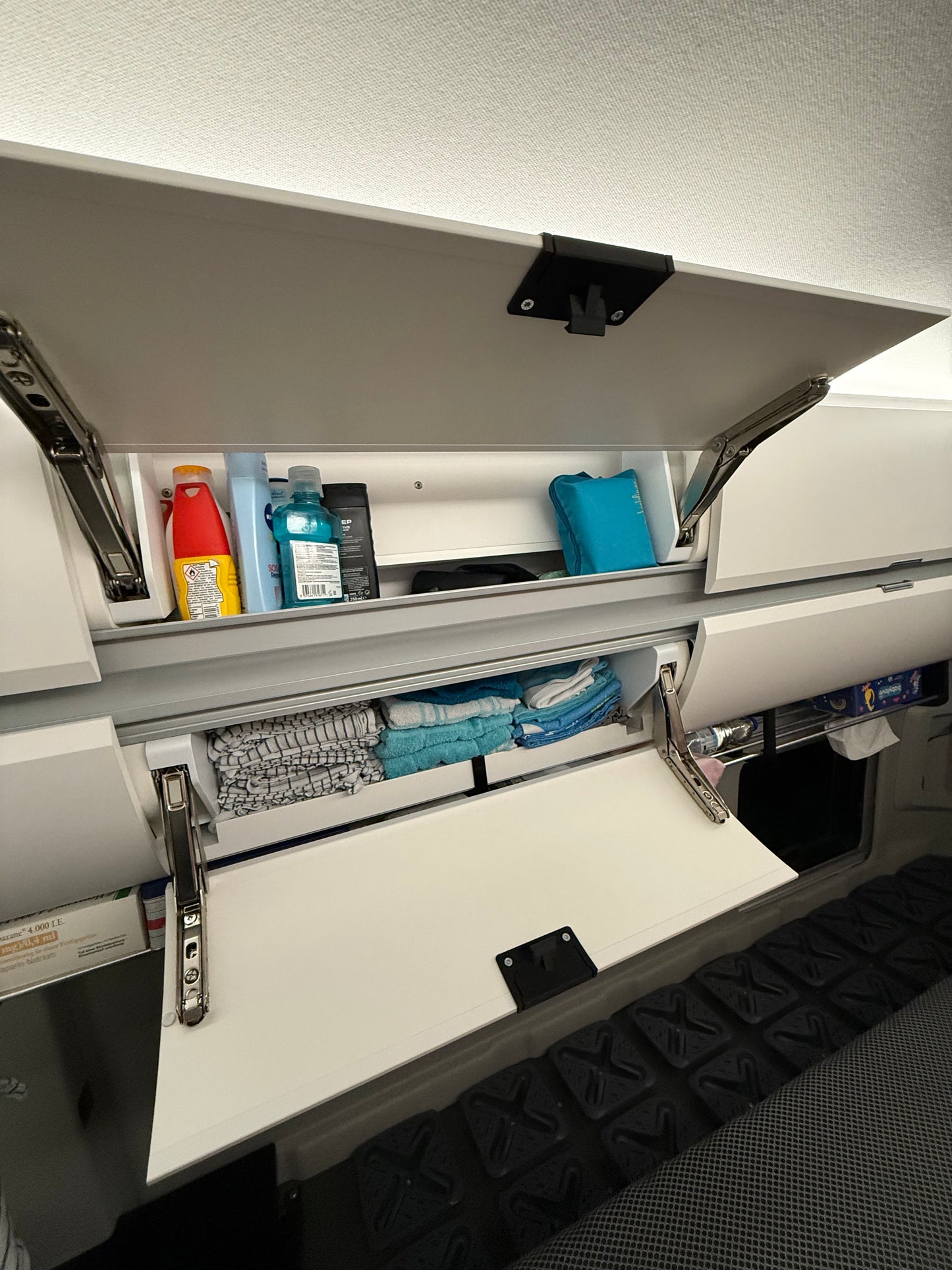 Ersatz Griff für die Oberschränke im Grand California