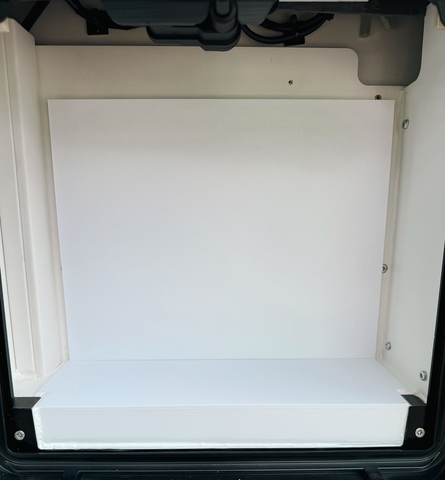 Toilettenschachtabdeckung für den Grand California