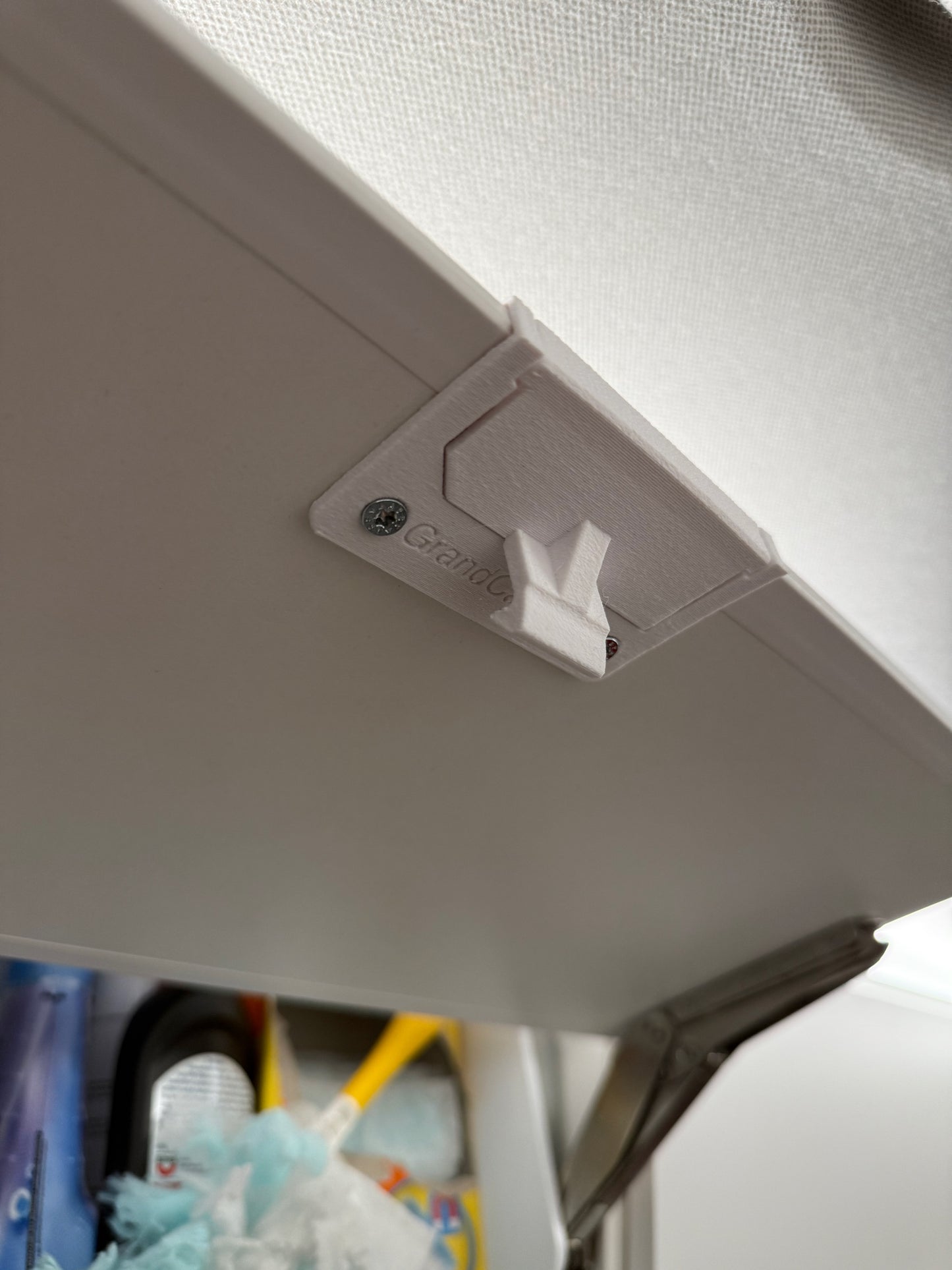 Ersatz Griff für die Oberschränke im Grand California