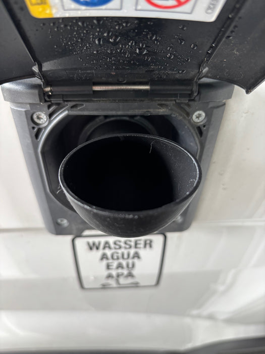 Wassereinfüllhilfe