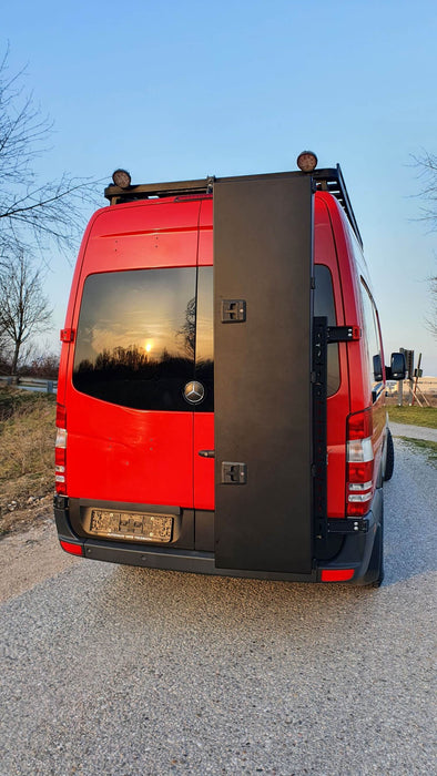 H32 Cargobox L Ski ca. 235 Liter